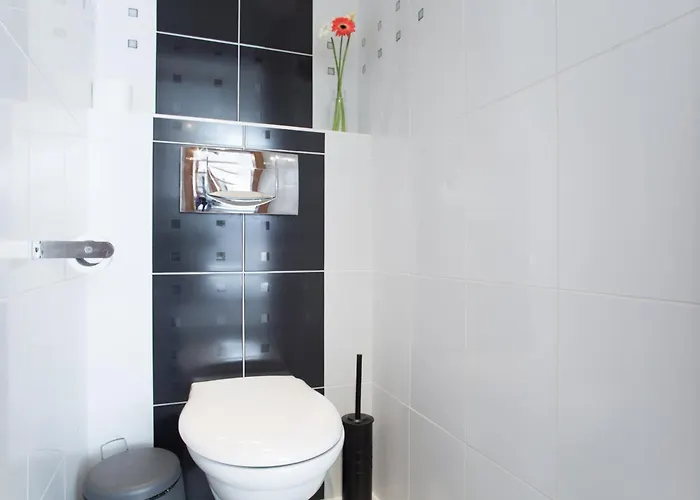 Apartment Ultimate 1 Experience - Duplex, Roof Terrace, Castle View, Free Parking Over Weekends, Ac! Prague