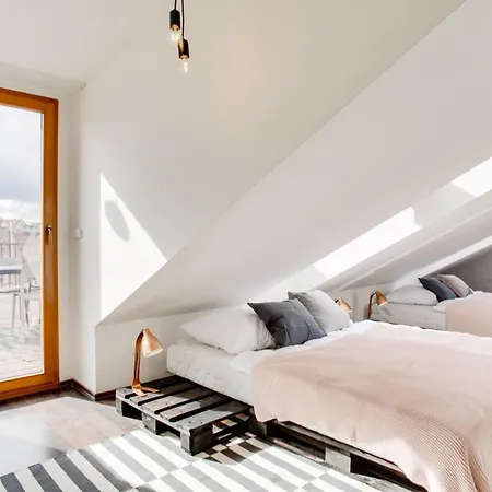 Ultimate 1 Experience - Duplex, Roof Terrace, Castle View, Free Parking Over Weekends, Ac! Διαμέρισμα